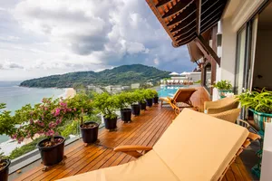 Real estate website voice or text conversations